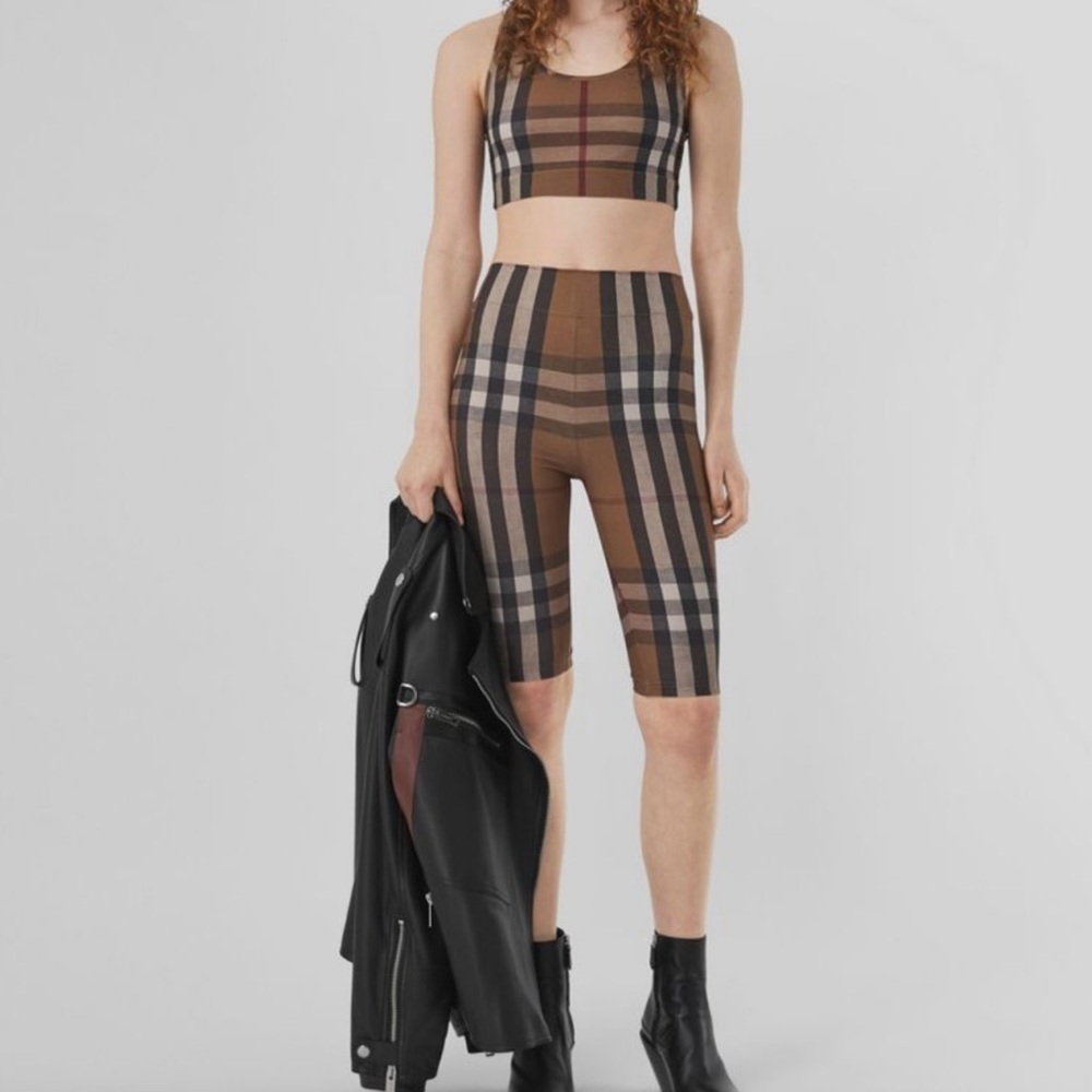 Burberry short leggings size small